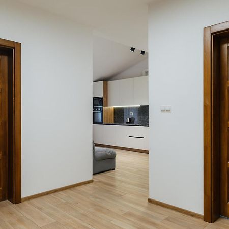 Luxury Apartments Uzhorod Bagian luar foto