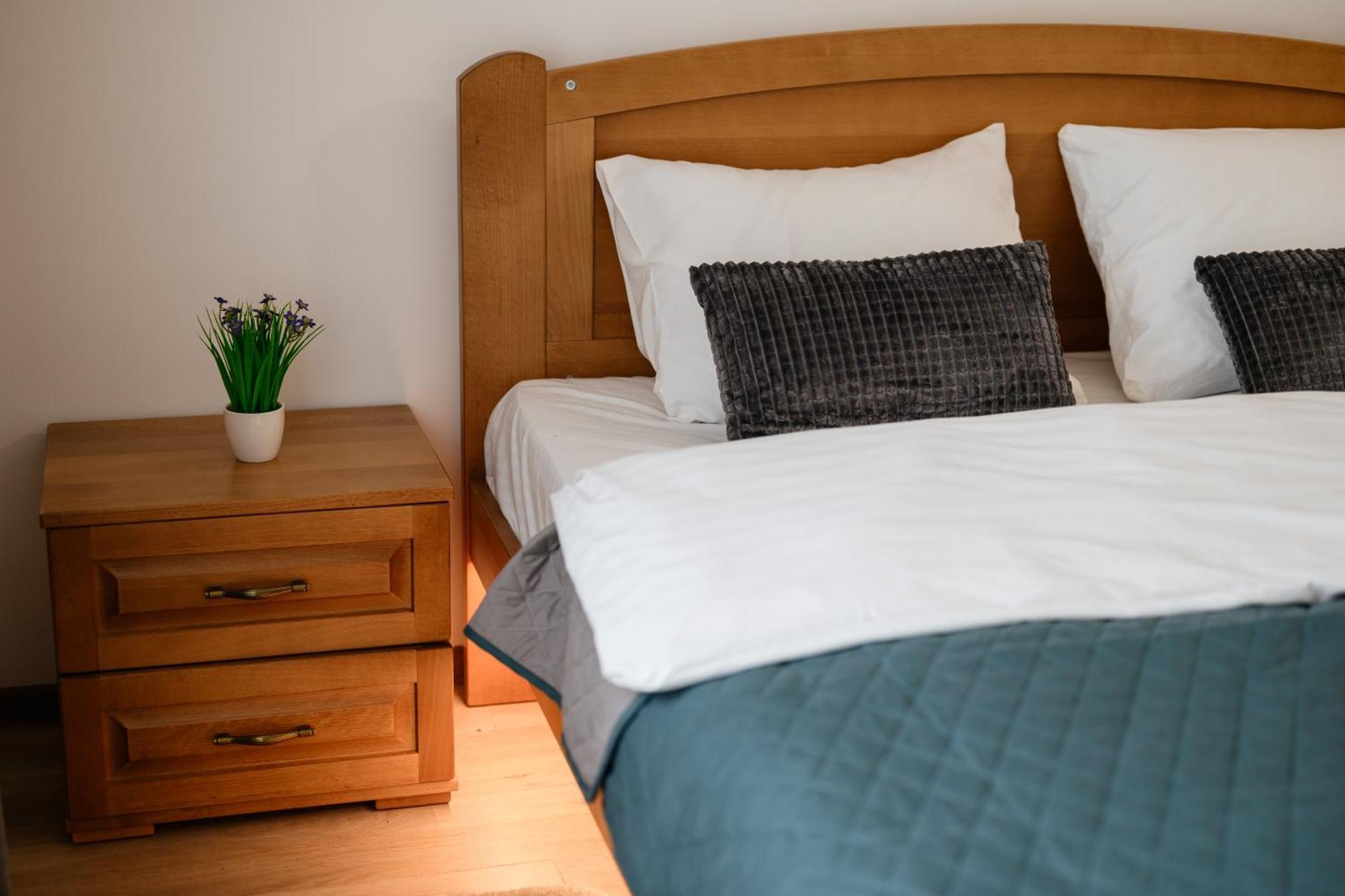 Luxury Apartments Uzhorod Bagian luar foto